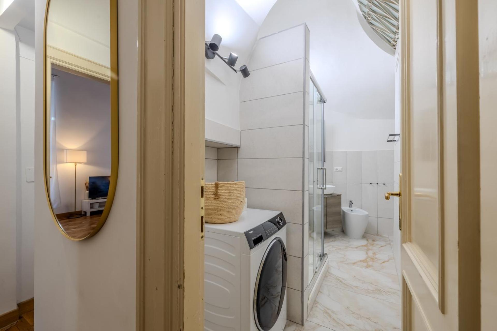 Appartamento Storico In Zona Barberini Rome Luaran gambar