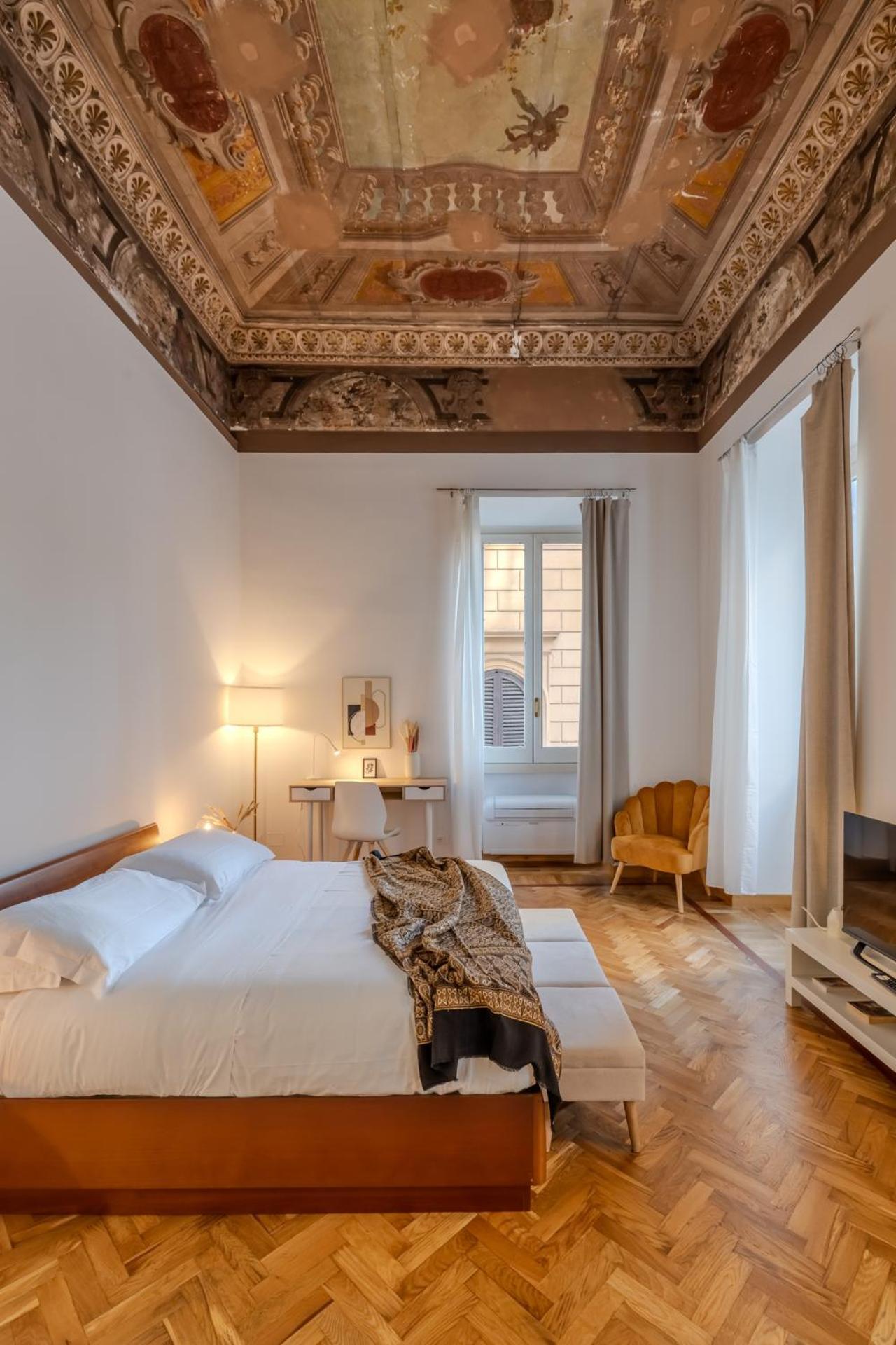 Appartamento Storico In Zona Barberini Rome Luaran gambar